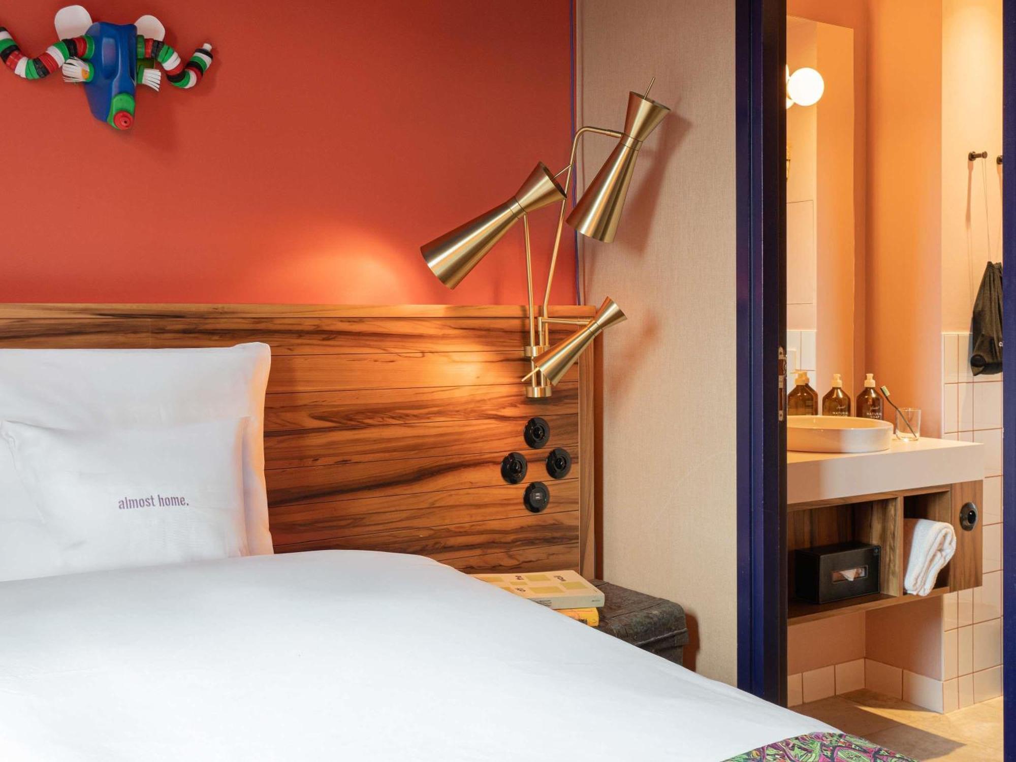 25hours Terminus Nord 4*